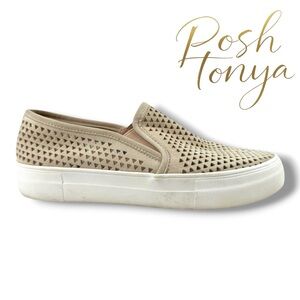 Steve Madden Gills Perforated Slip On Sneakers Size 7.5 Coastal Casual